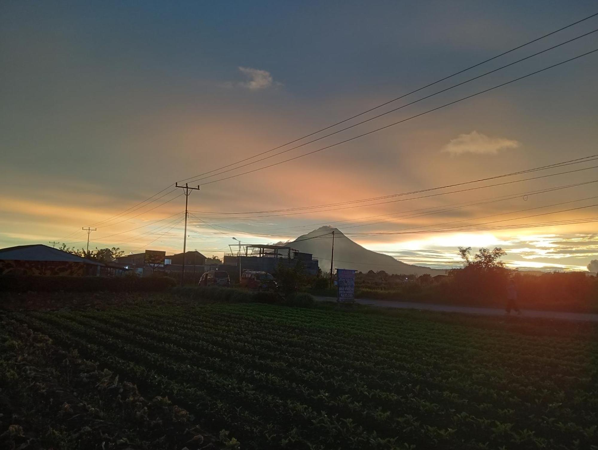 Vulkaan Homestay 不拉士打宜 外观 照片